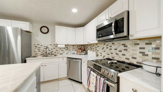 4645 Harlow Blvd, Jacksonville, FL 32210