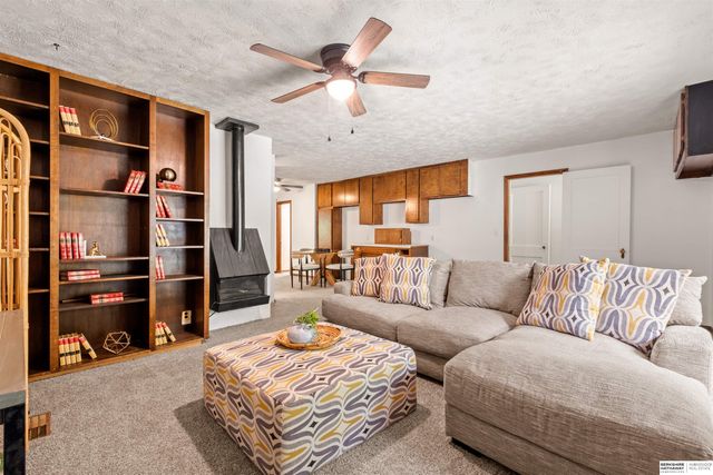 4451 Curtis Avenue, Omaha, NE 68111