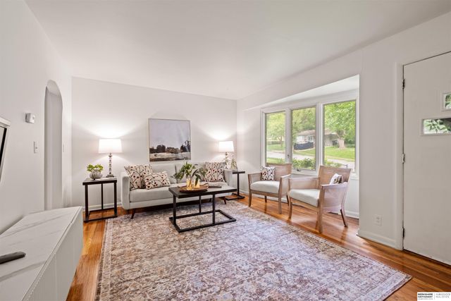 4451 Curtis Avenue, Omaha, NE 68111