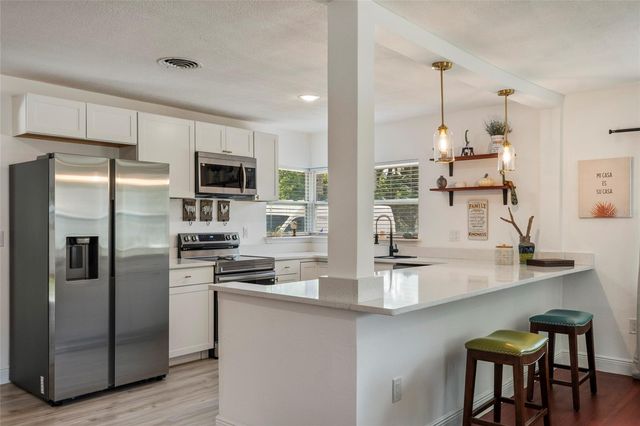 2237 WASHINGTON ROAD, Mount Dora, FL 32757