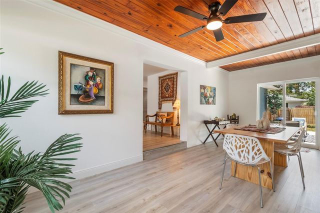 2237 WASHINGTON ROAD, Mount Dora, FL 32757