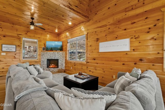 3149 Sourwood Way, Sevierville, TN 37862