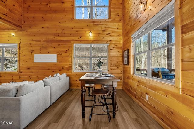 3149 Sourwood Way, Sevierville, TN 37862