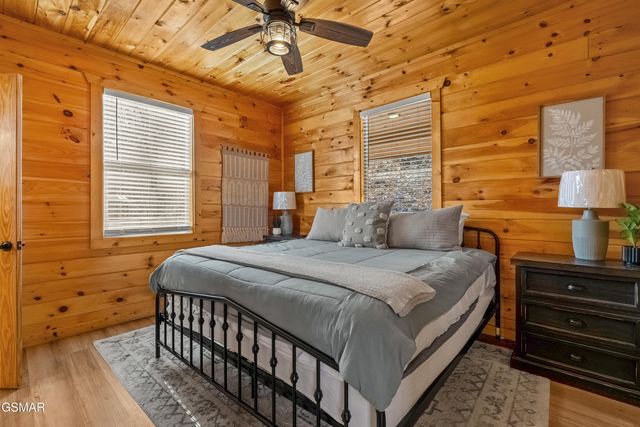 3149 Sourwood Way, Sevierville, TN 37862