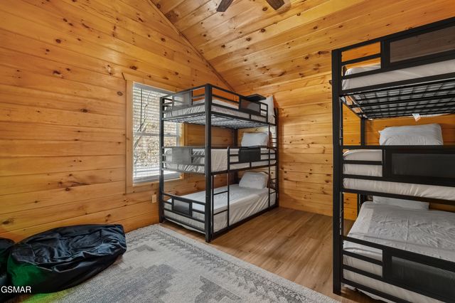 3149 Sourwood Way, Sevierville, TN 37862