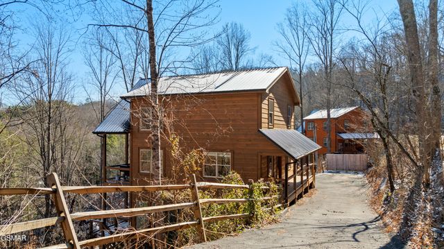 3149 Sourwood Way, Sevierville, TN 37862