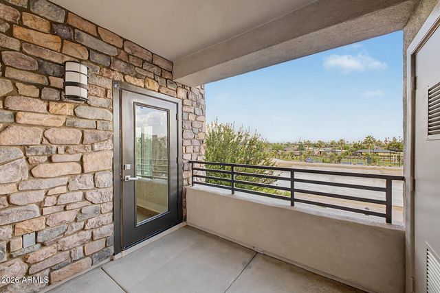 4803 N WOODMERE FAIRWAY -- 2006, Scottsdale, AZ 85251