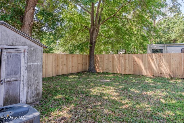 239 Seal Avenue, Pass Christian, MS 39571
