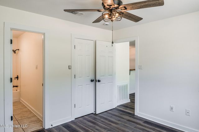 239 Seal Avenue, Pass Christian, MS 39571