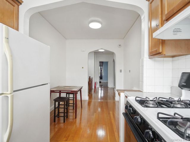 4450 Matilda Avenue, Bronx, NY 10470