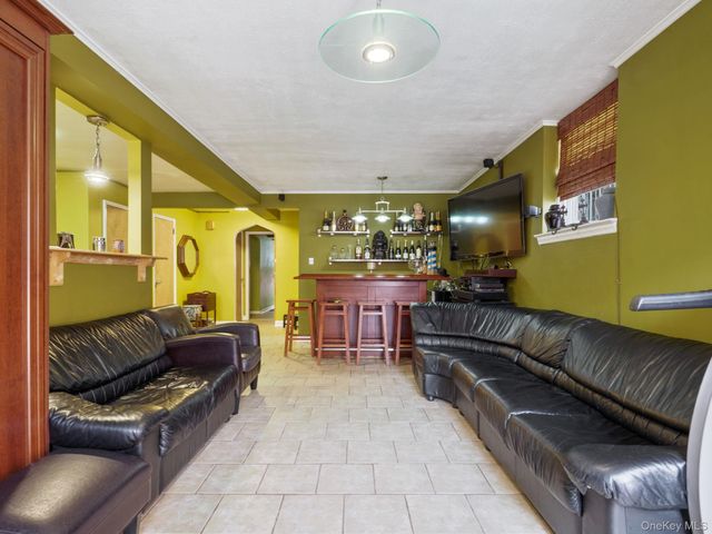 4450 Matilda Avenue, Bronx, NY 10470