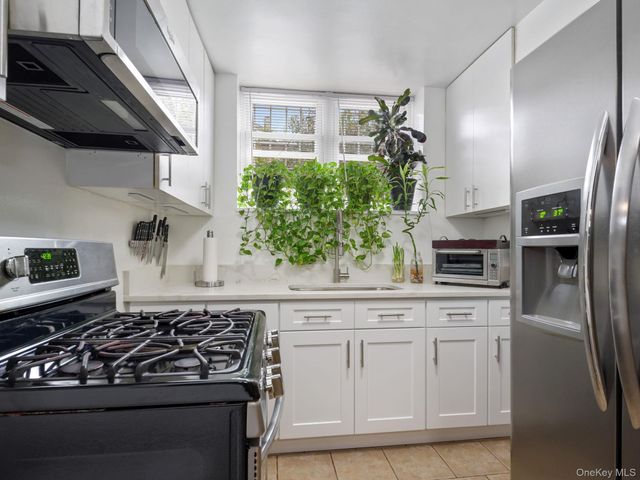 4450 Matilda Avenue, Bronx, NY 10470