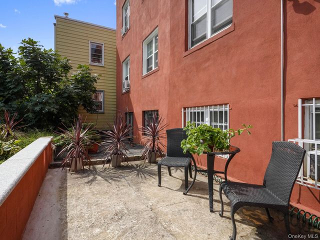 4450 Matilda Avenue, Bronx, NY 10470
