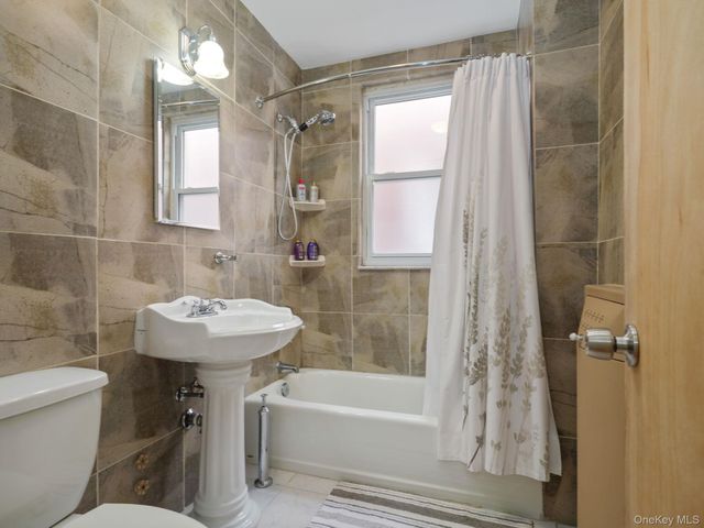 4450 Matilda Avenue, Bronx, NY 10470