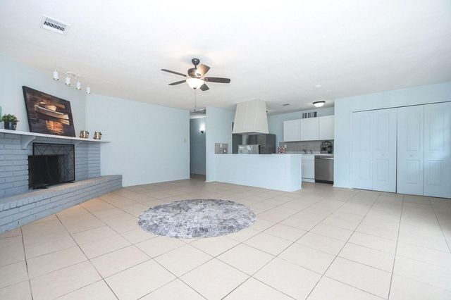 24327 Broken Bow Lane, Hockley, TX 77447