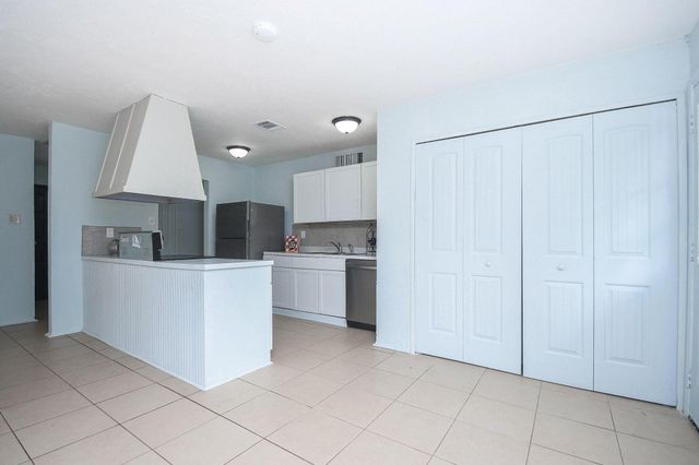 24327 Broken Bow Lane, Hockley, TX 77447