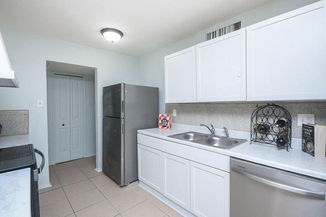 24327 Broken Bow Lane, Hockley, TX 77447