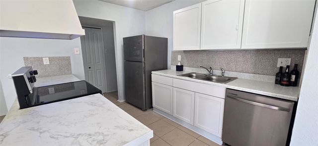 24327 Broken Bow Lane, Hockley, TX 77447