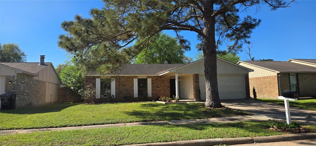 24327 Broken Bow Lane, Hockley, TX 77447