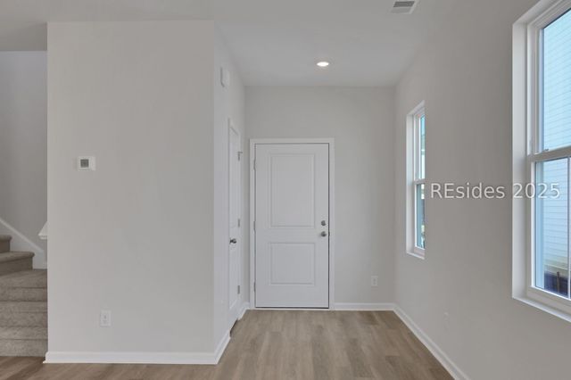 392 Dreher Dr, Hardeeville, SC 29927