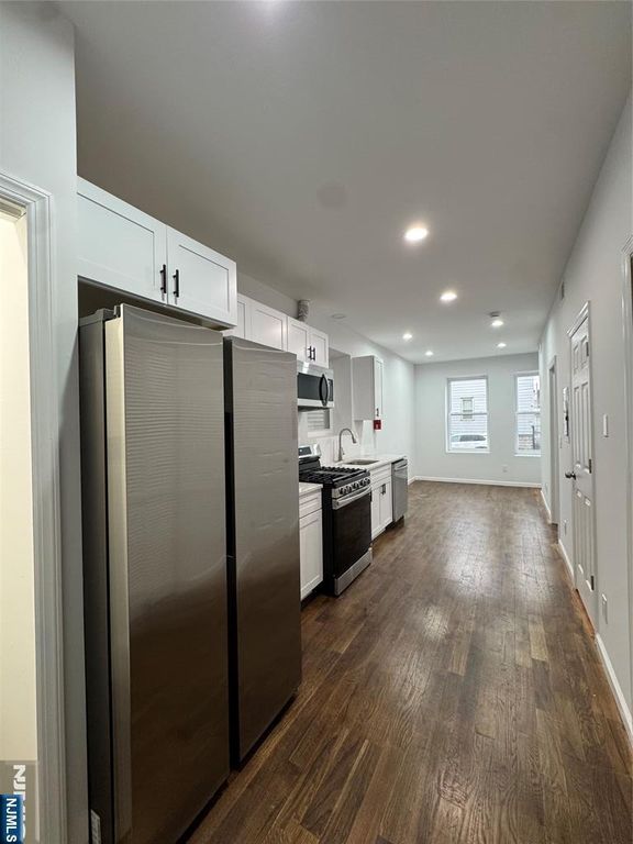 196 Malvern Street 2, Newark, NJ 07105