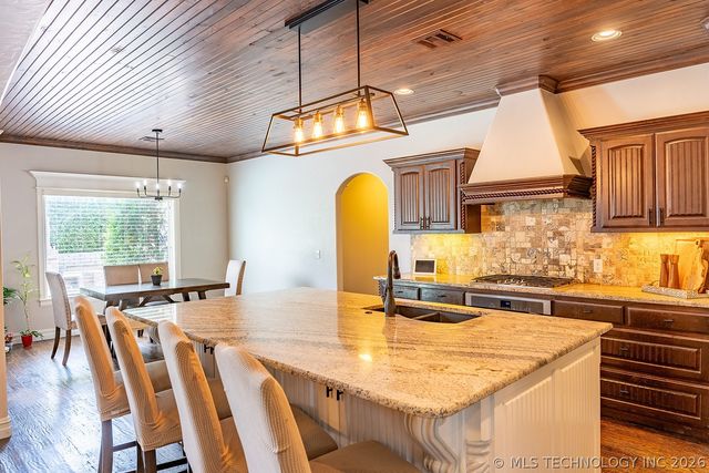9107 N 96th East Avenue, Owasso, OK 74055