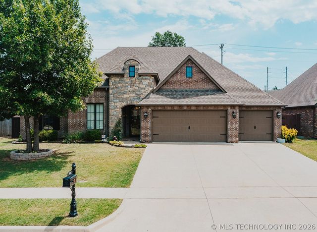 9107 N 96th East Avenue, Owasso, OK 74055