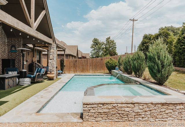 9107 N 96th East Avenue, Owasso, OK 74055