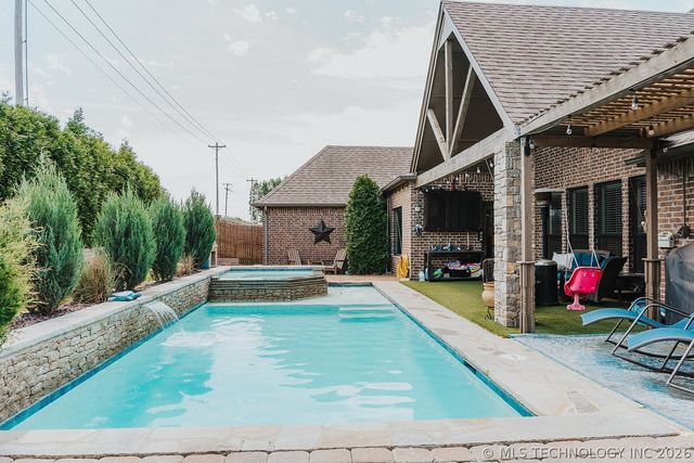 9107 N 96th East Avenue, Owasso, OK 74055