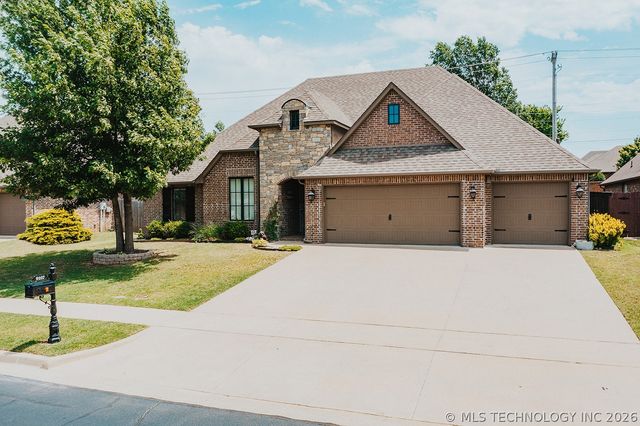 9107 N 96th East Avenue, Owasso, OK 74055