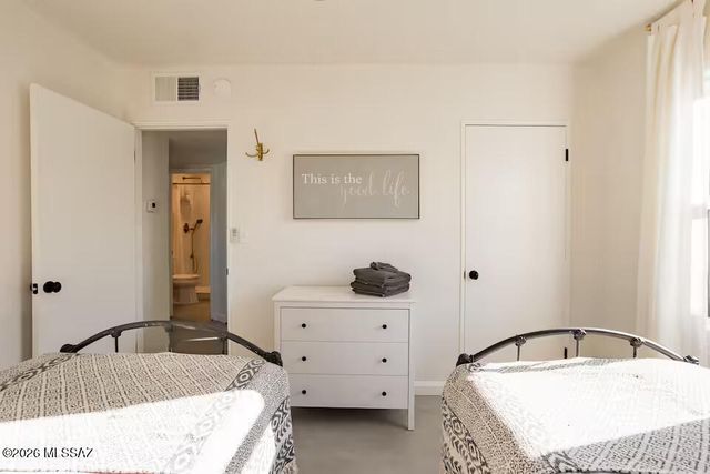1402 E Roger Road, Tucson, AZ 85719