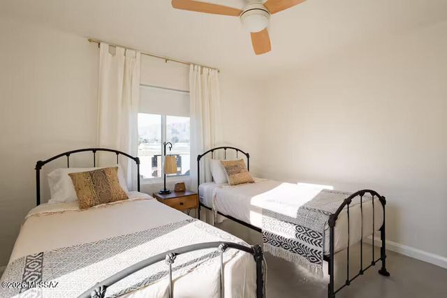 1402 E Roger Road, Tucson, AZ 85719
