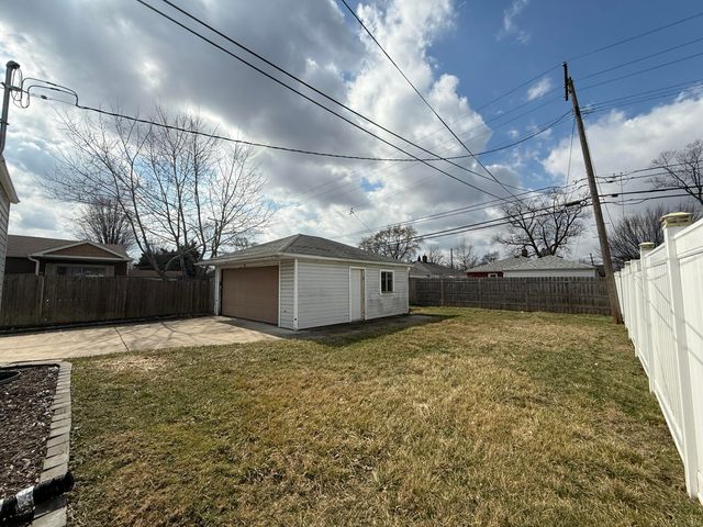 13668 Irene Street, Southgate, MI 48195