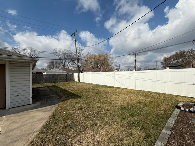 13668 Irene Street, Southgate, MI 48195