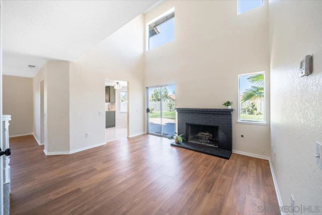 1726 Las Palmas Ln, Escondido, CA 92026