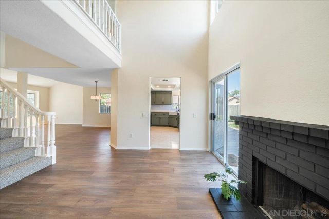 1726 Las Palmas Ln, Escondido, CA 92026