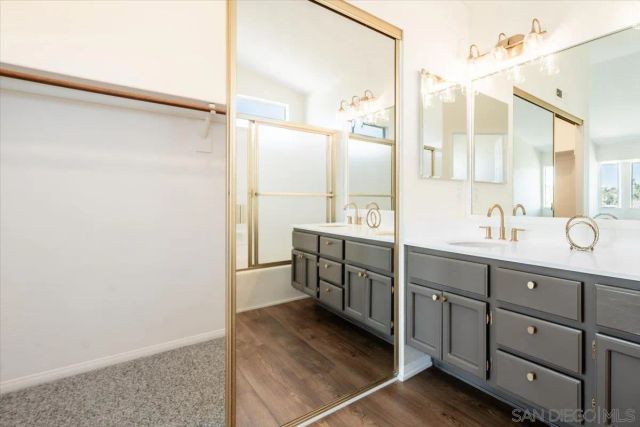 1726 Las Palmas Ln, Escondido, CA 92026