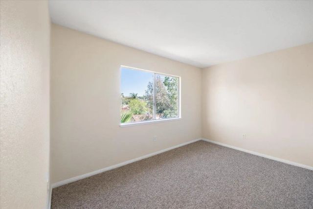 1726 Las Palmas Ln, Escondido, CA 92026