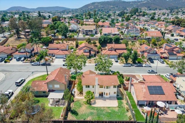 1726 Las Palmas Ln, Escondido, CA 92026