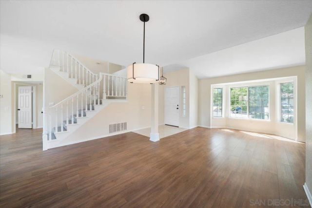 1726 Las Palmas Ln, Escondido, CA 92026