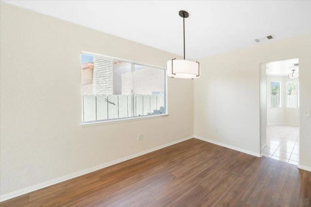 1726 Las Palmas Ln, Escondido, CA 92026