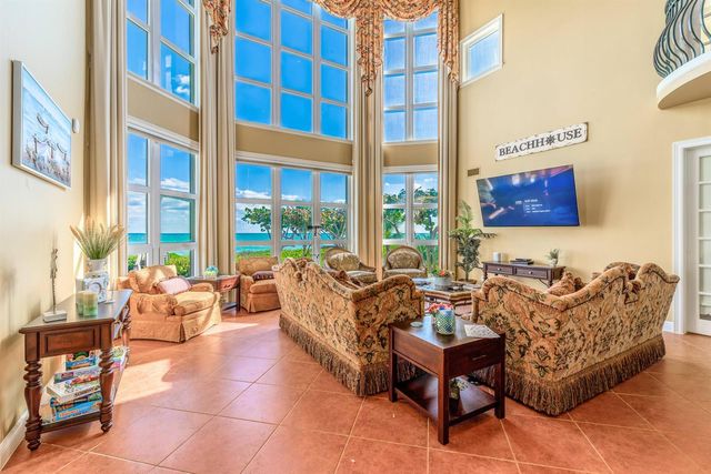 4643 NE Ocean Boulevard, Jensen Beach, FL 34957