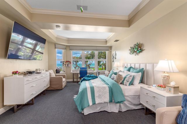 4643 NE Ocean Boulevard, Jensen Beach, FL 34957