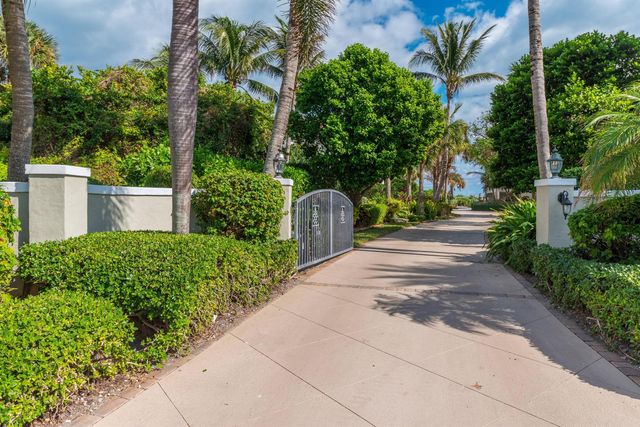 4643 NE Ocean Boulevard, Jensen Beach, FL 34957