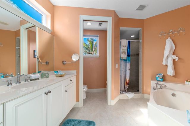 4643 NE Ocean Boulevard, Jensen Beach, FL 34957
