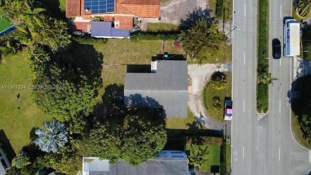 11600 NE 6th Ave, Biscayne Park, FL 33161