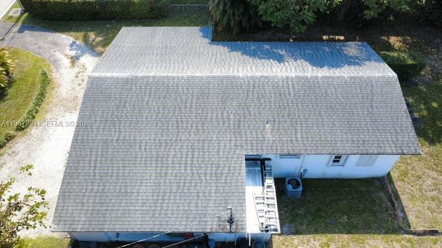 11600 NE 6th Ave, Biscayne Park, FL 33161