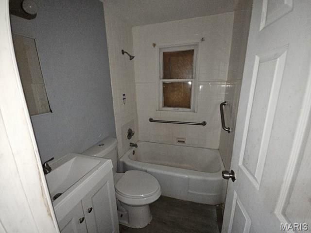 7752 Mallard Drive, St Louis, MO 63133