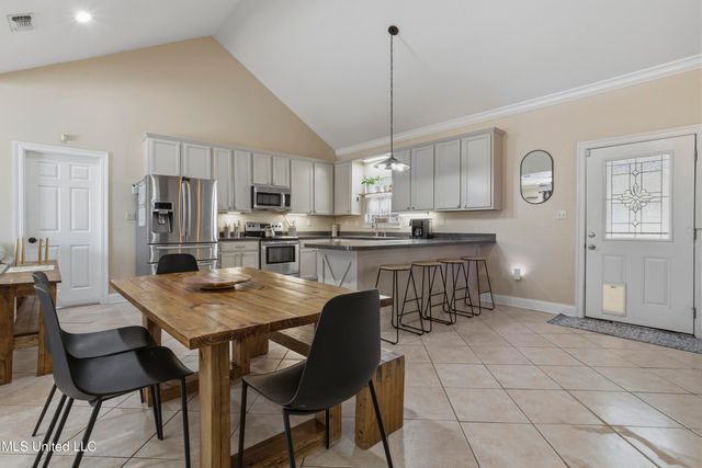 18563 W Riverline Drive, Saucier, MS 39574