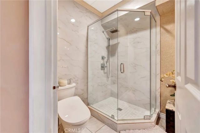 1734 N Fuller 107, Los Angeles, CA 90046